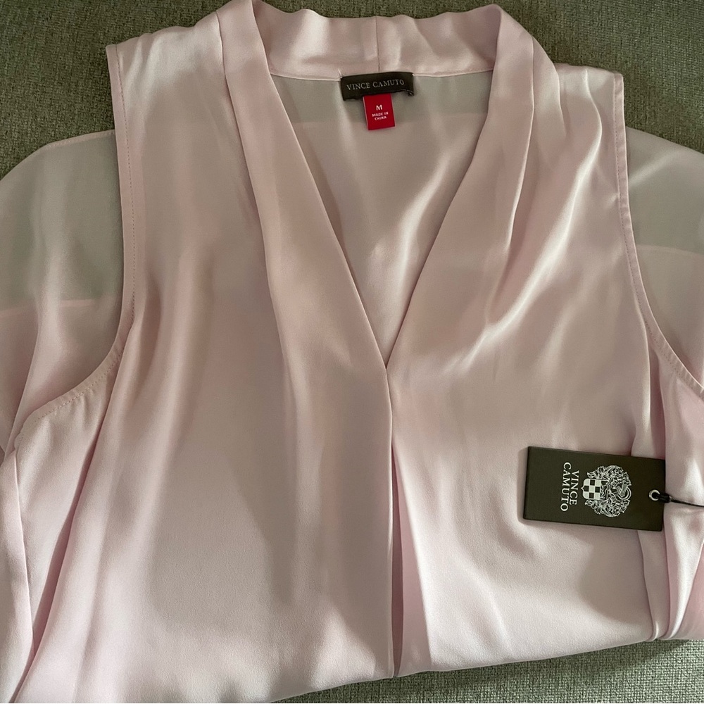 Vince Camuto Sleeveless Pleated Front Blouse in Medium NWT